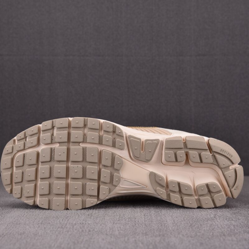 (BEST) Nike Zoom Vomero 5 WMNS 'SAIL LIGHT OREWOOD BROWN'