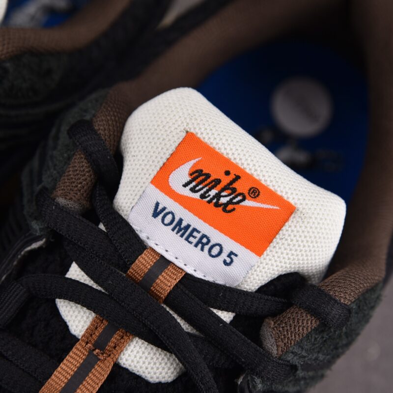 (BEST) Nike Zoom Vomero 5 WMNS 'BLACK SESAME'