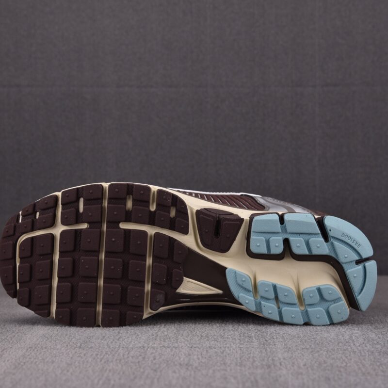 (BEST) Nike Zoom Vomero 5 WMNS 'EARTH FOSSIL'