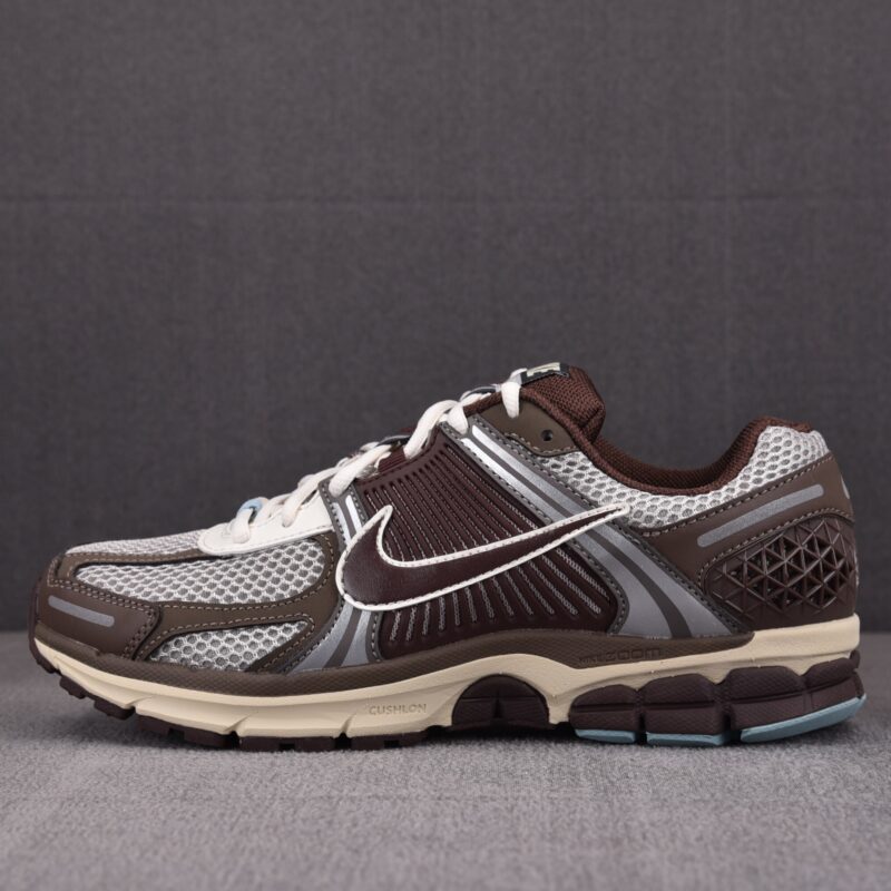 (BEST) Nike Zoom Vomero 5 WMNS 'EARTH FOSSIL'
