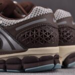 (BEST) Nike Zoom Vomero 5 WMNS 'EARTH FOSSIL'