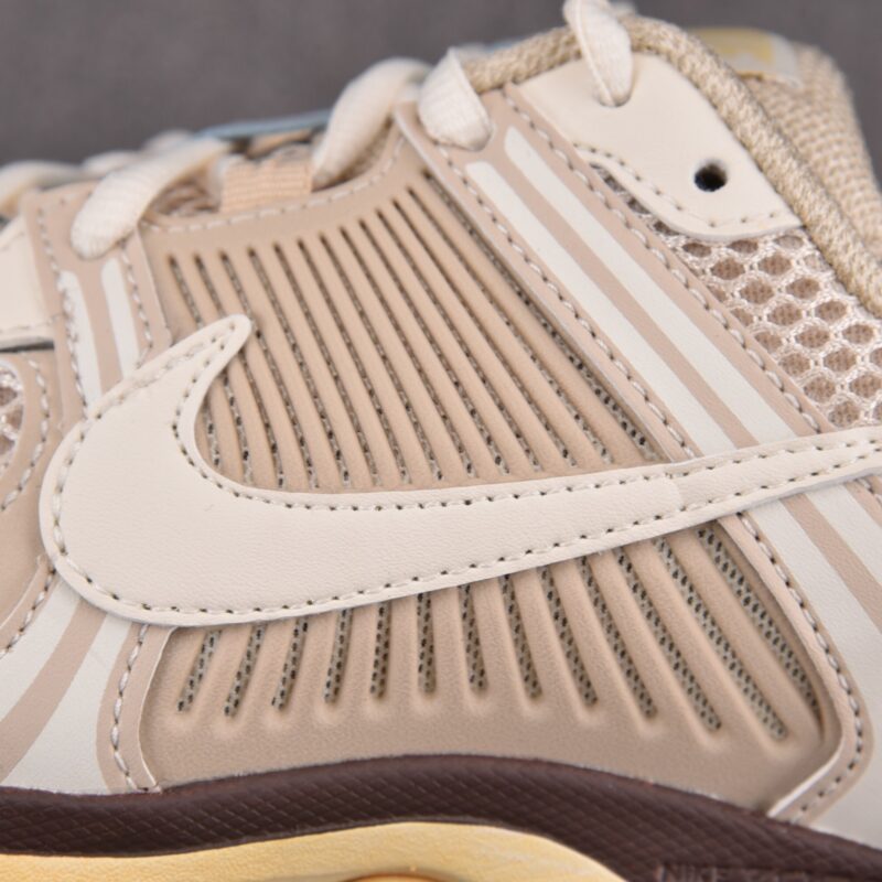(BEST) Nike Zoom Vomero 5 WMNS 'OATMEAL'