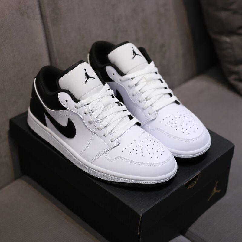 Air Jordan 1 Low Reverse Panda