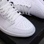 Air Jordan 1 Low Reverse Panda