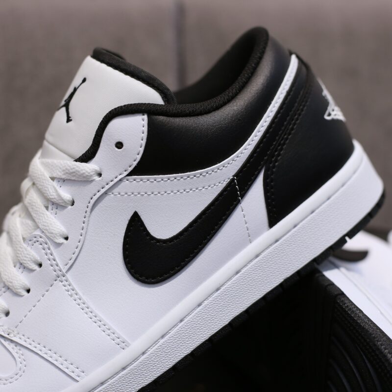 Air Jordan 1 Low Reverse Panda