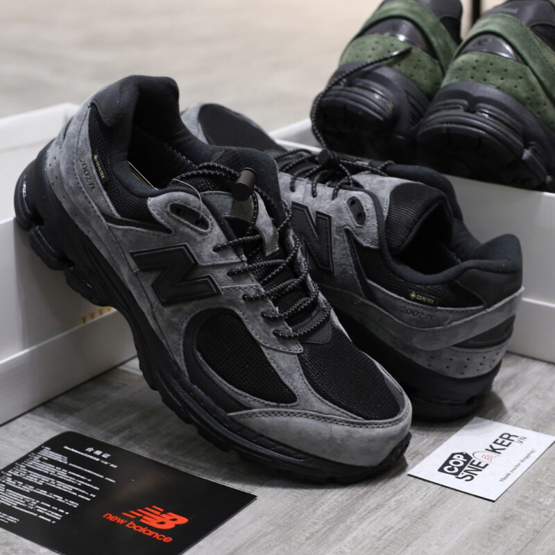 Giày New Balance 2002R x GORE-TEX ‘Charcoal’ Like Auth