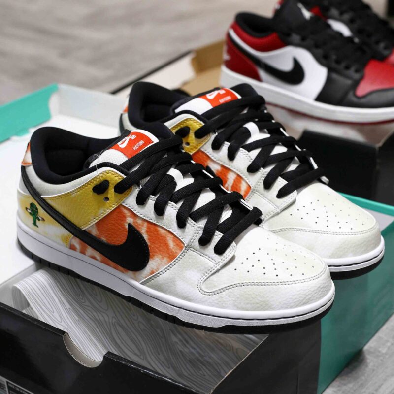 Giày Nike SB Dunk Low Raygun Tie-Dye White Best Quality