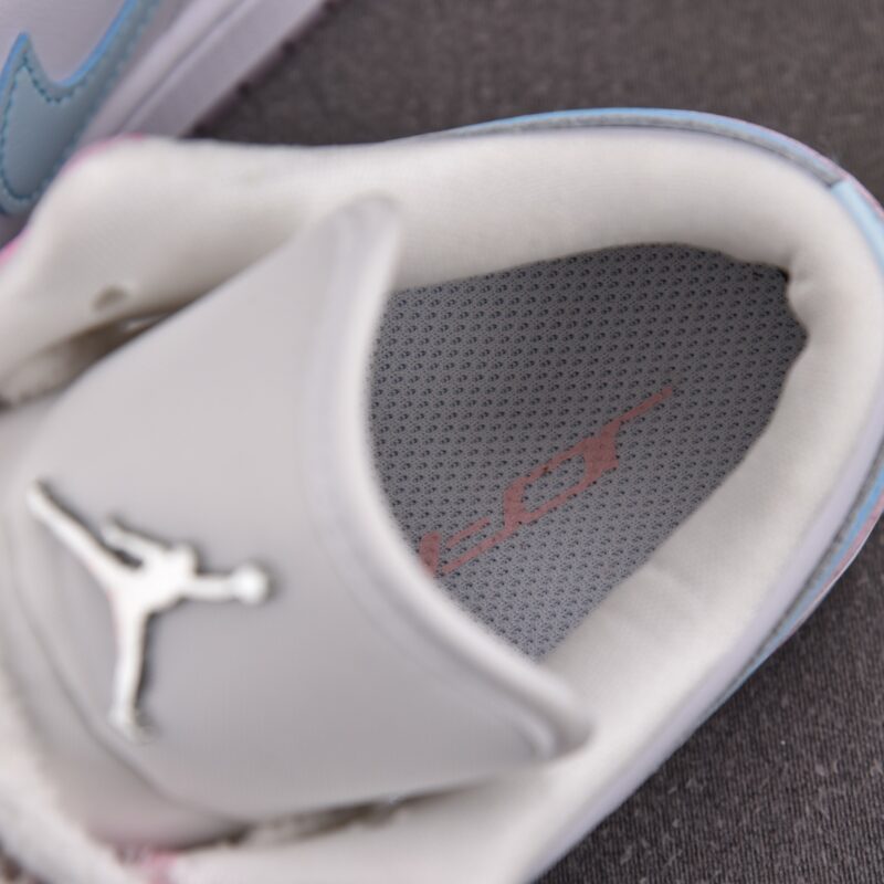 (BEST) Air Jordan 1 Low SE ‘PAW PRINT’