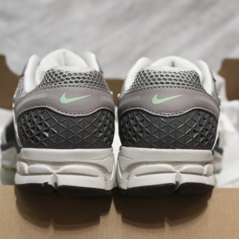 Giày Nike Zoom Vomero 5 ‘Cobblestone Flat Pewter’ Best Quality