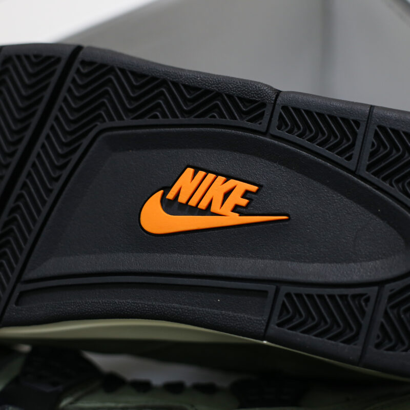 Air Jordan 4 Retro 'Undefeated'