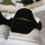 Giày Alexander Mcqueen gót Nhung Đen