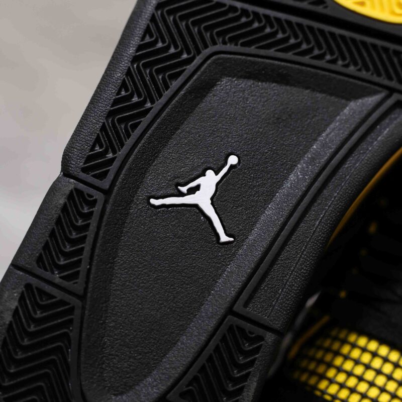 Giày Nike Jordan 4 Retro 'Thunder' Best Quality