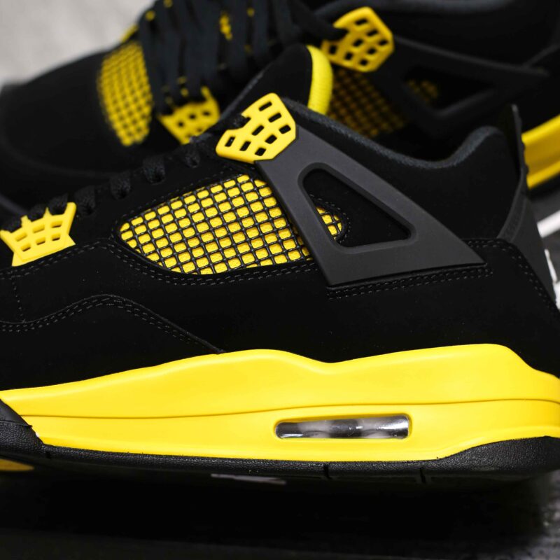 Giày Nike Jordan 4 Retro 'Thunder' Best Quality