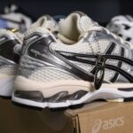 Giày Asics Gel Kayano 14 'Cream Black Metallic Plum'