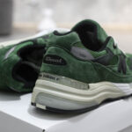 Giày New Balance JJJJound x 992 Made in USA ‘Mossy Green’