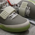 Giày Nike Air Yeezy 2 Pure Platinum Men’s