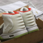 Giày Nike Air Yeezy 2 Pure Platinum Men’s