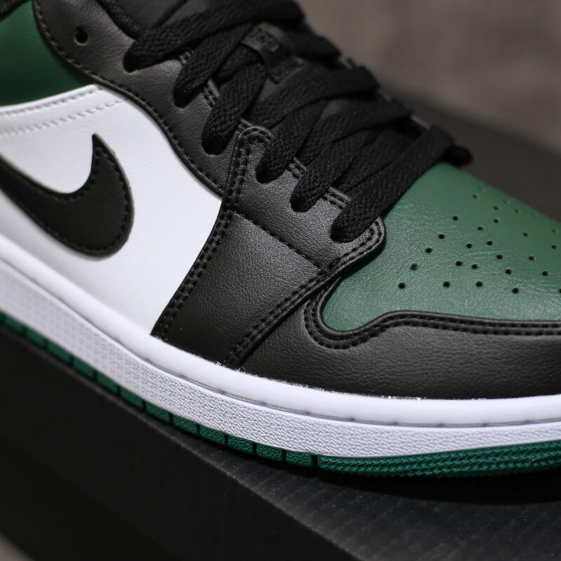 Air Jordan 1 Low 'Green Toe'
