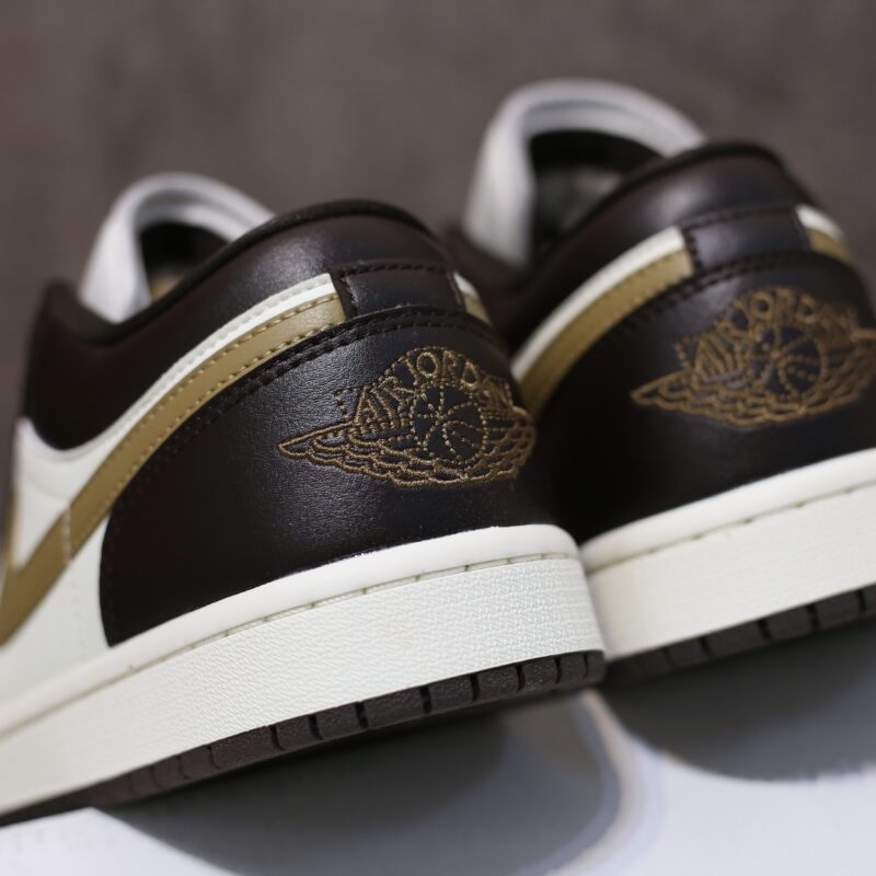 Air Jordan 1 Low 'Shadow Brown'