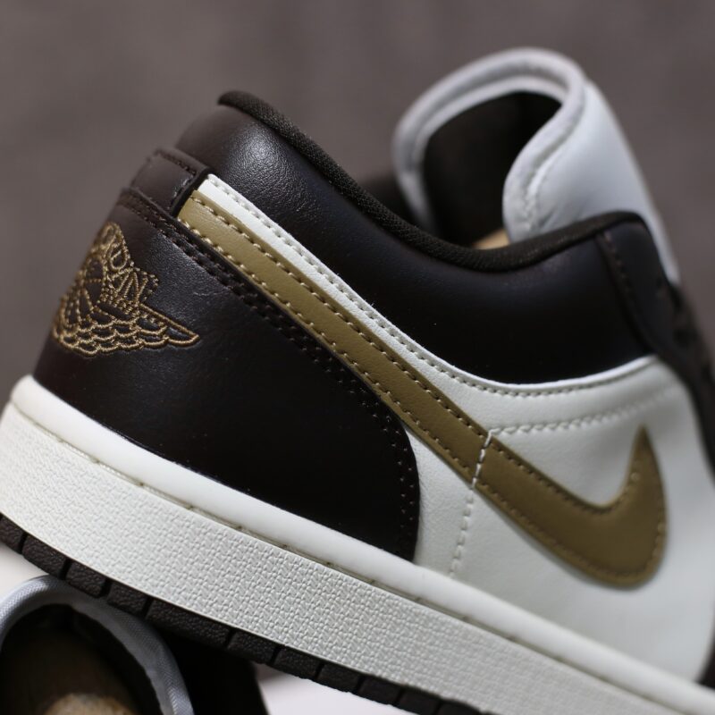 Air Jordan 1 Low 'Shadow Brown'