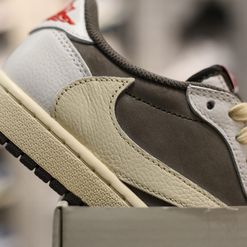 Travis Scott x Air Jordan 1 Low 'Reverse Mocha'