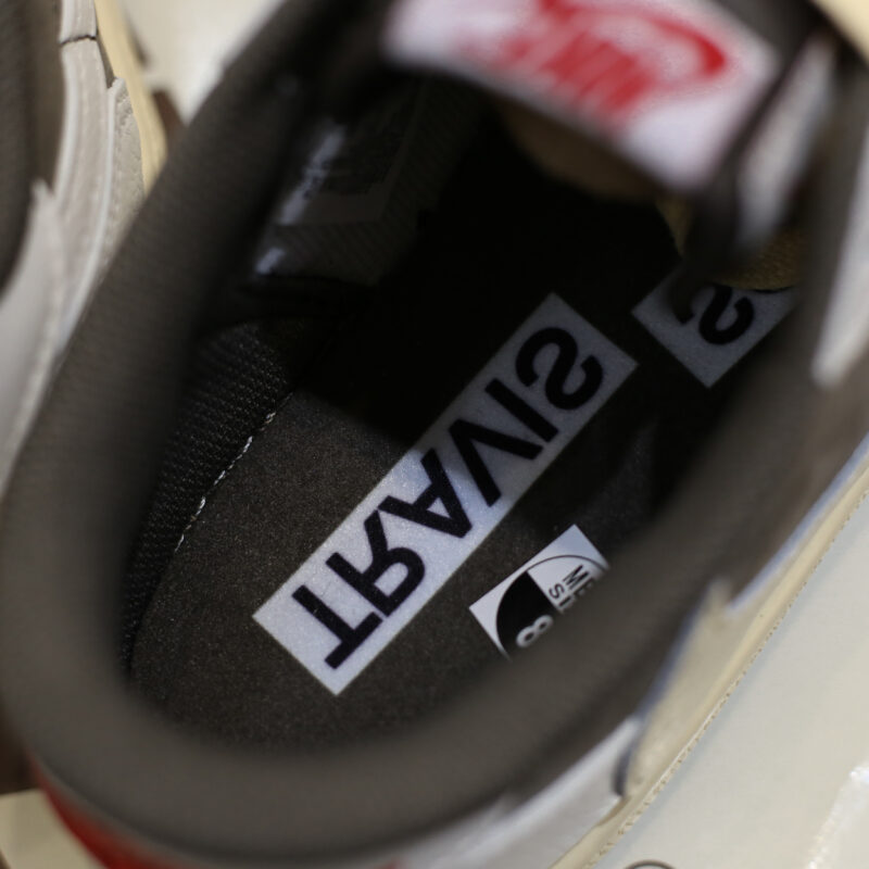 Travis Scott x Air Jordan 1 Low 'Reverse Mocha'