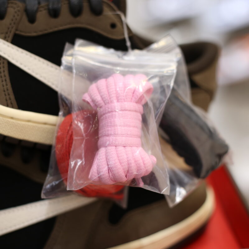 Travis Scott x Air Jordan 1 Low OG SP 'Mocha'