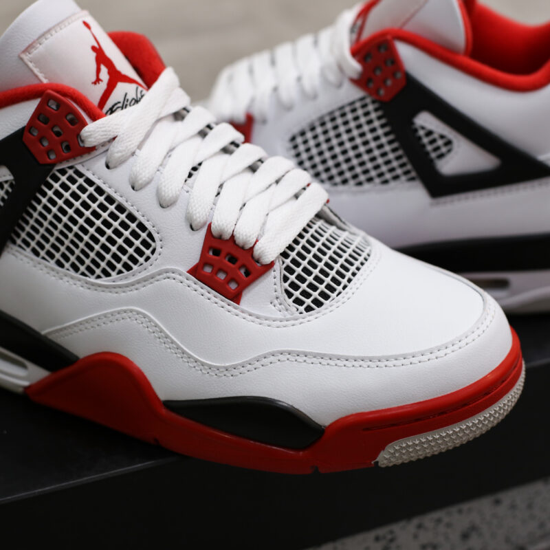 Air Jordan 4 ‘Fire Red’