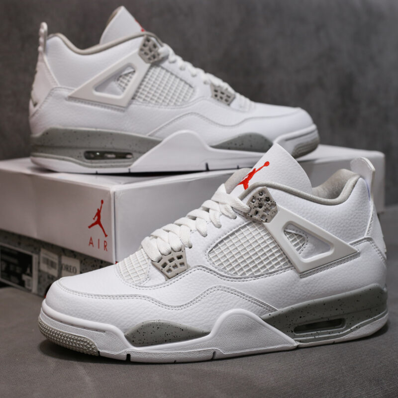 Air Jordan 4 ‘Oreo’