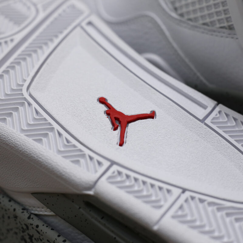 Air Jordan 4 ‘Oreo’