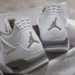 Air Jordan 4 ‘Oreo’