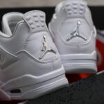 Air Jordan 4 Retro Pure Money