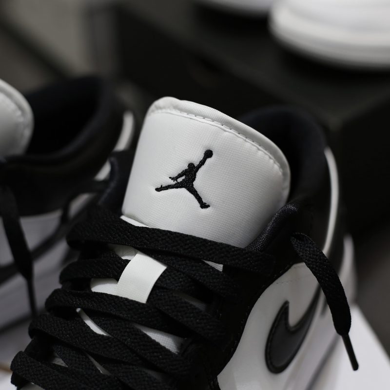 (BEST) Jordan 1 Low Wmns 'PANDA' (2023)