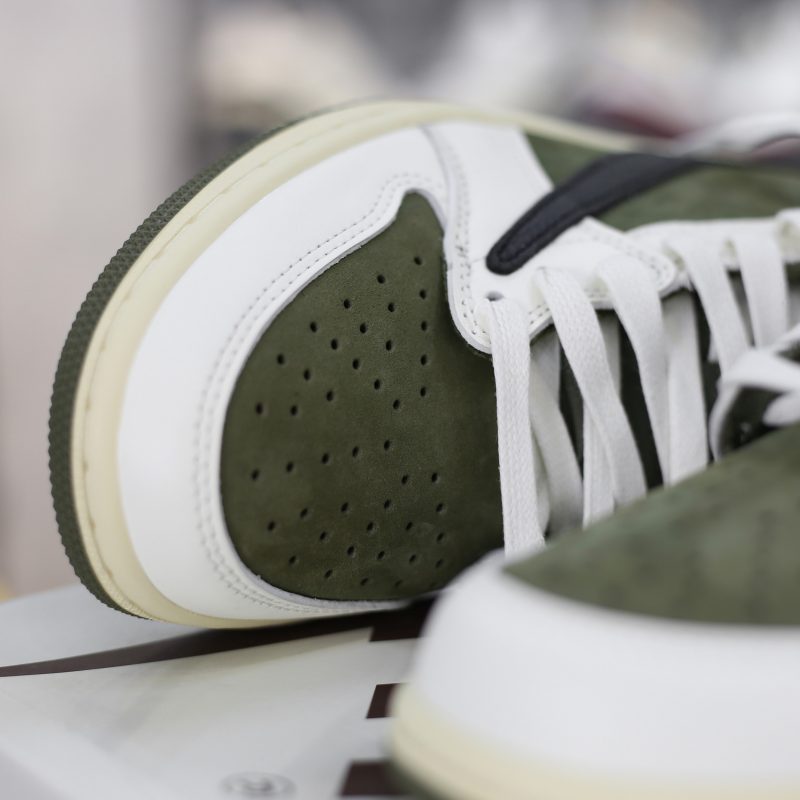 Jordan 1 Low OG Travis Scott ‘MEDIUM OLIVE’