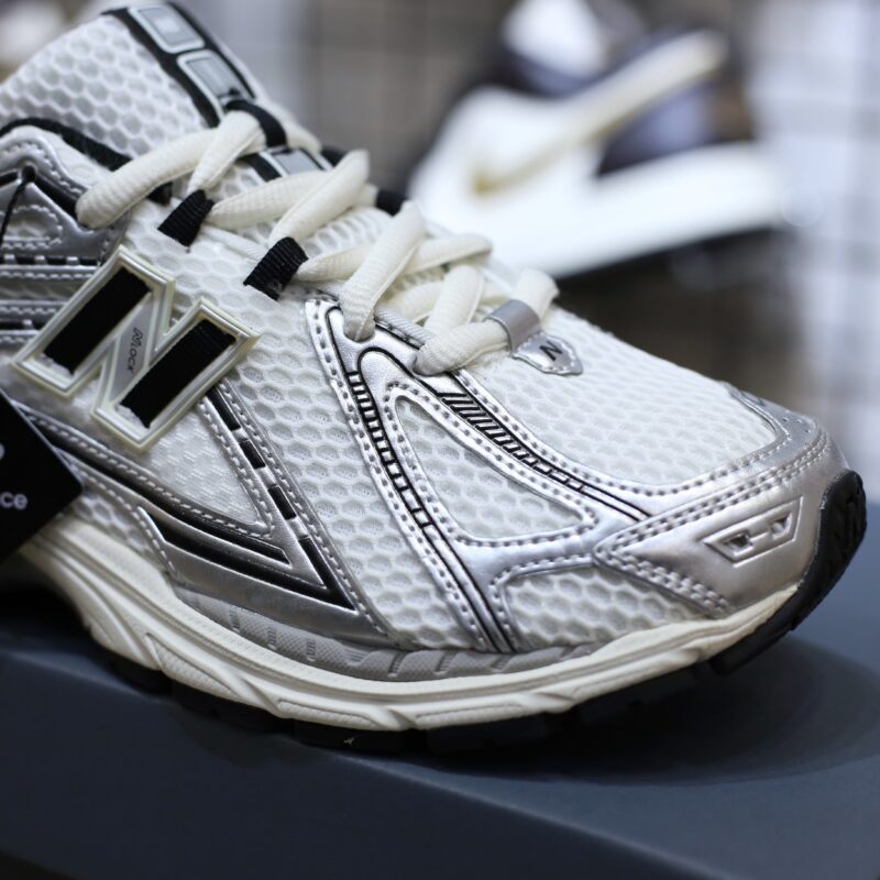 New Balance 1906R 'WHITE BLACK'