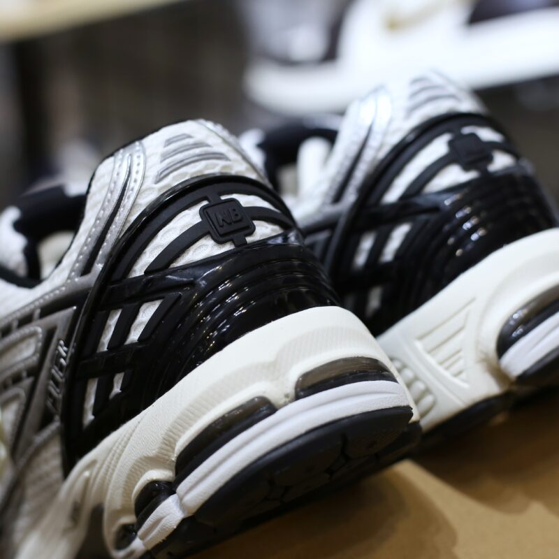 New Balance 1906R 'WHITE BLACK'