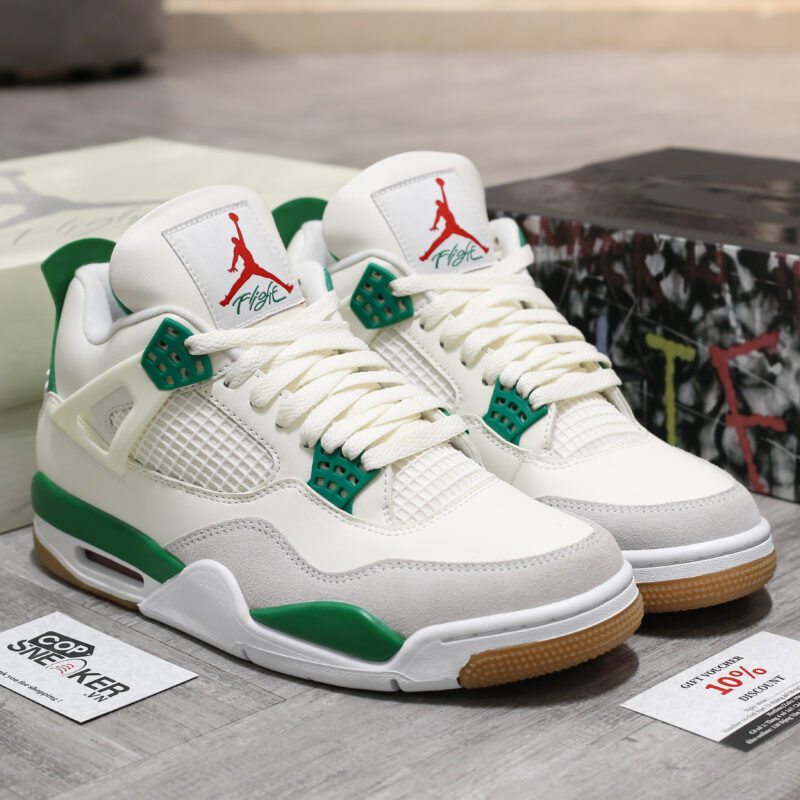 Nike SB x Air Jordan 4 Retro 'Pine Green'