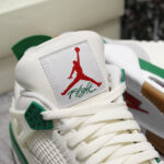 Nike SB x Air Jordan 4 Retro 'Pine Green'