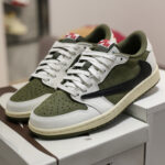 Travis Scott x Air Jordan 1 Low 'Medium Olive'