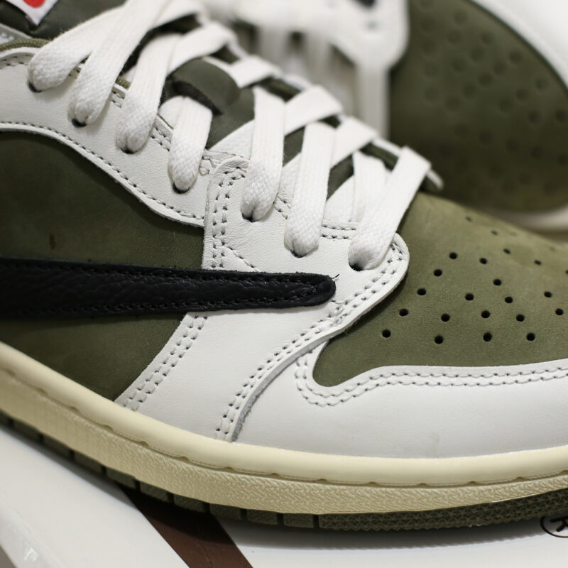 Travis Scott x Air Jordan 1 Low 'Medium Olive'