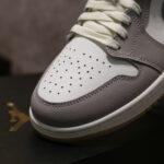 Air Jordan 1 Low 'Red College Grey'