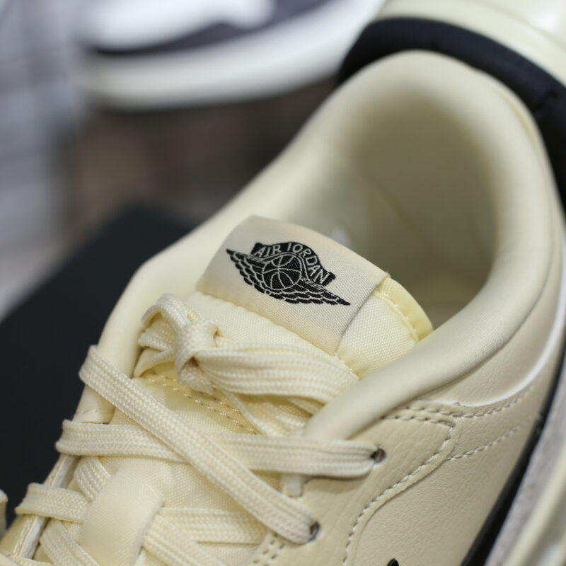 (BEST) Jordan Legacy 312 Low ‘Coconut Black’