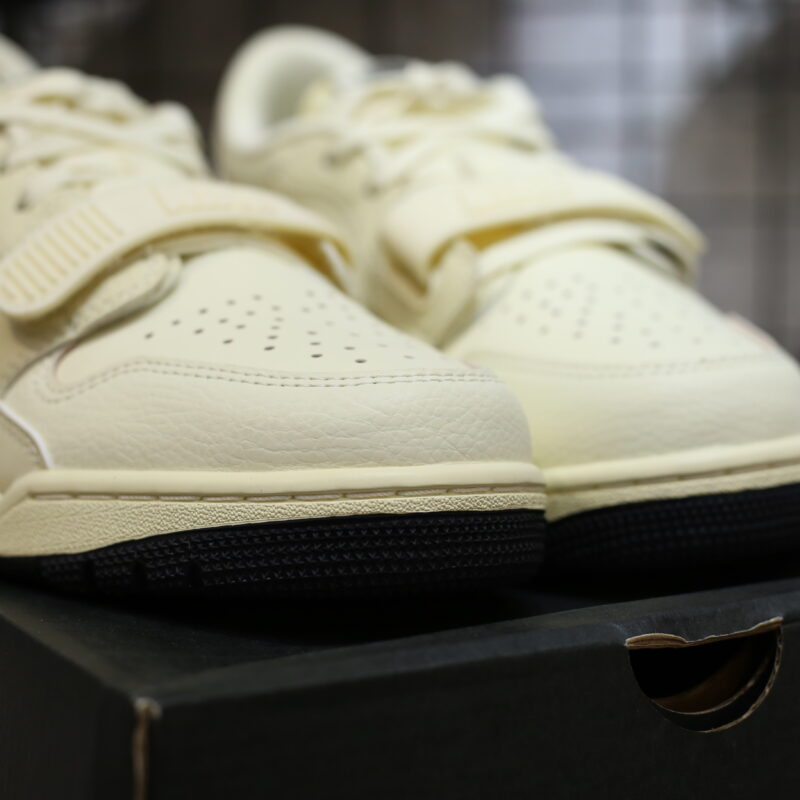 (BEST) Jordan Legacy 312 Low ‘Coconut Black’
