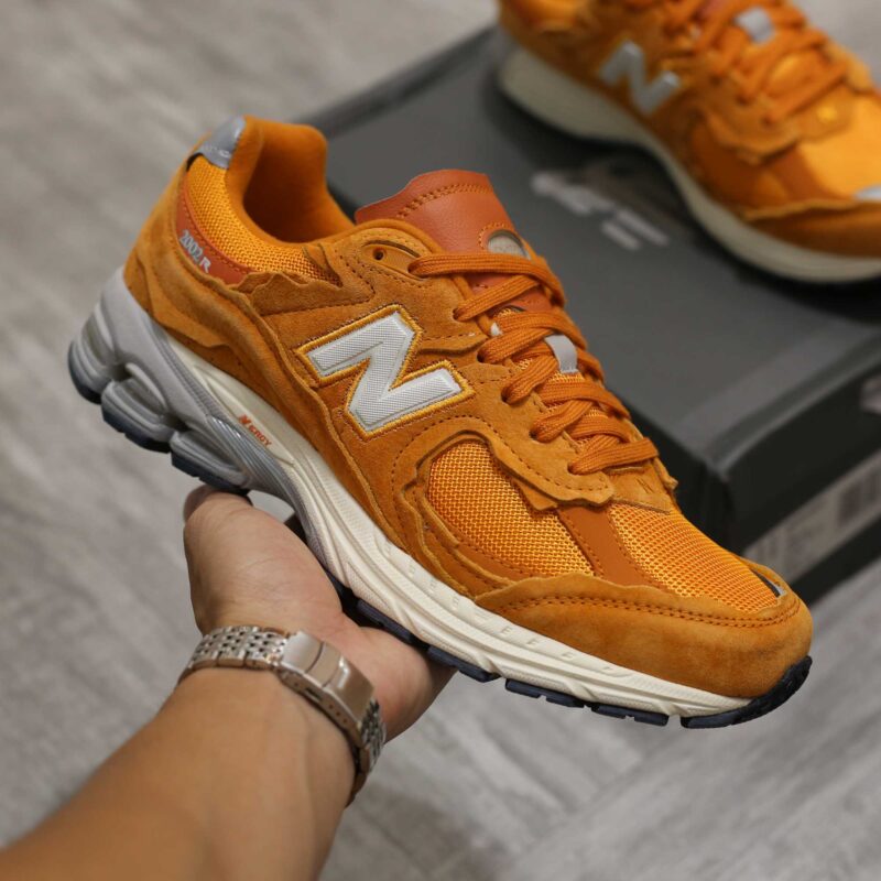 Giày New Balance 2002R 'Vintage Orange'