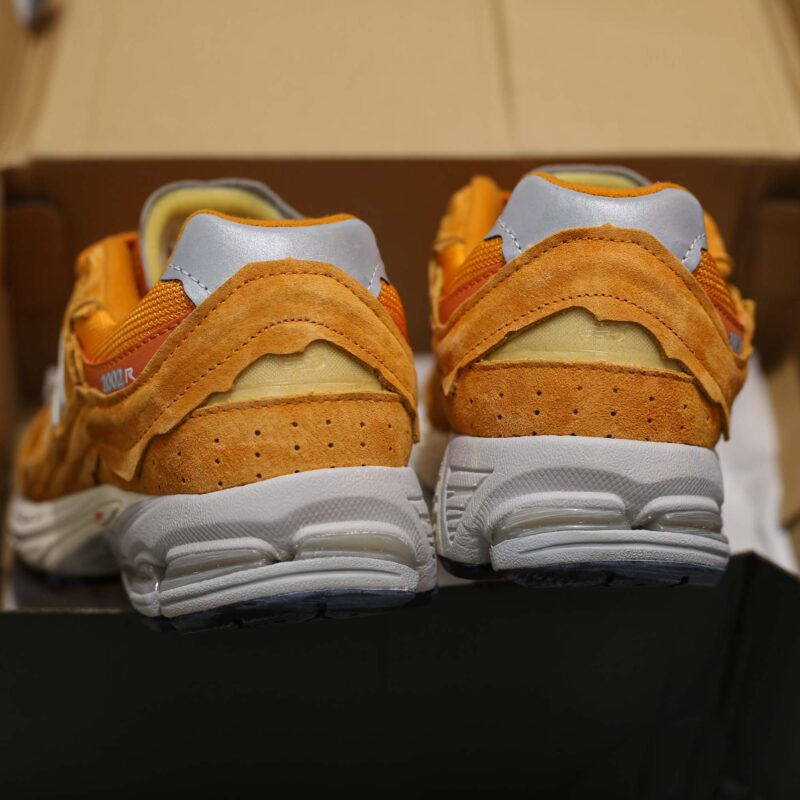 Giày New Balance 2002R 'Vintage Orange'