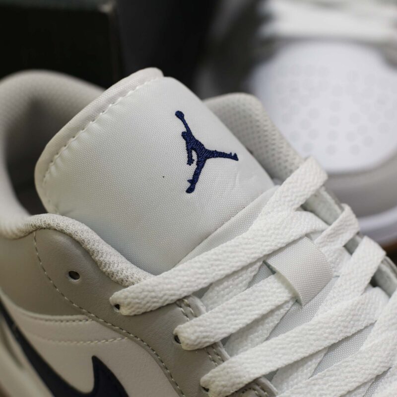 Giày Nike Air Jordan 1 Low ‘Georgetown’