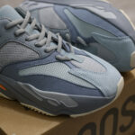 Giày Adidas Yeezy Boost 700 Inertia