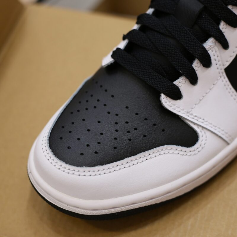 Air Jordan 1 Low ‘Gold Swoosh’