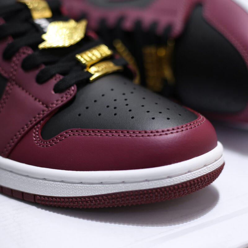 Air Jordan 1 Low SE ‘Dark Beetroot’