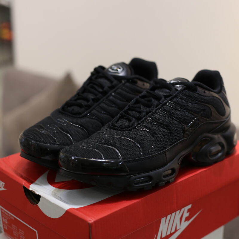 Giày Nike Air Max Plus ‘Triple Black’